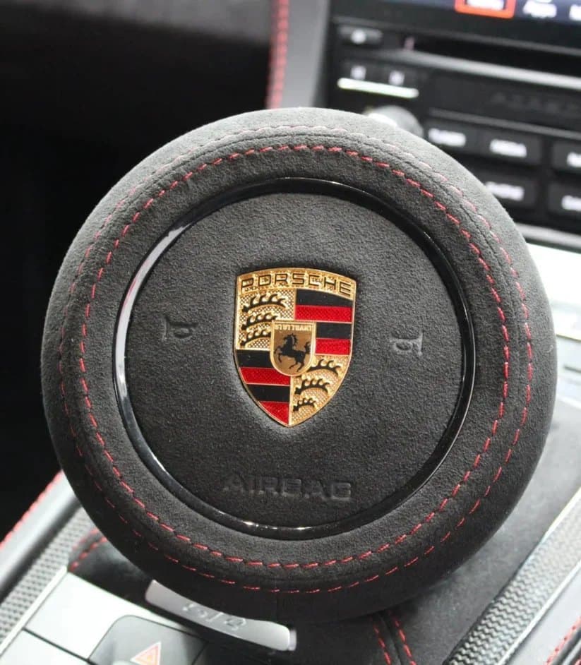 991.2 driver airbag in microsuede with red stitching, installed